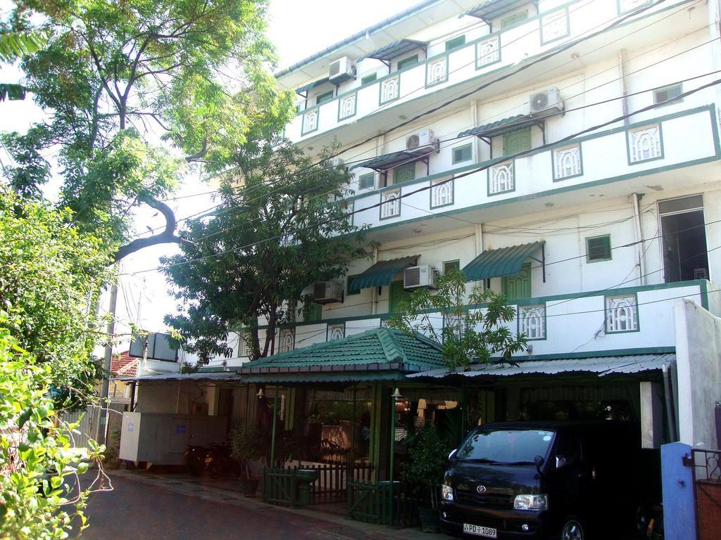 Green Park Beach Hotel Trincomalee Exterior photo