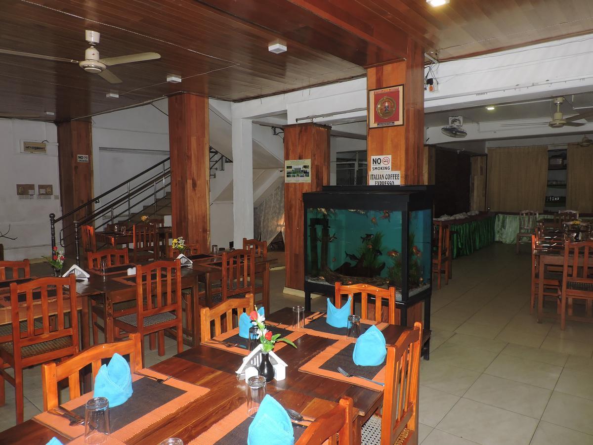 Green Park Beach Hotel Trincomalee Exterior photo