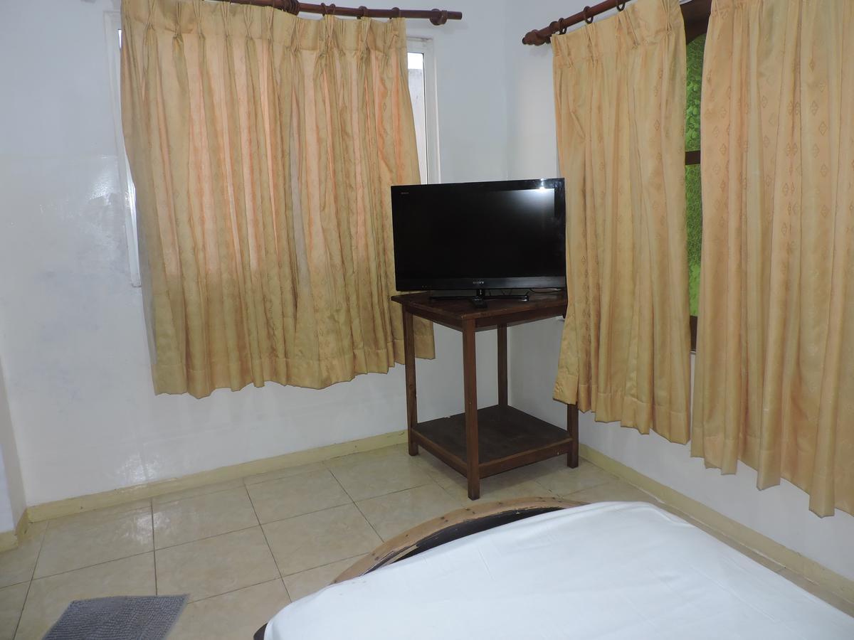 Green Park Beach Hotel Trincomalee Exterior photo